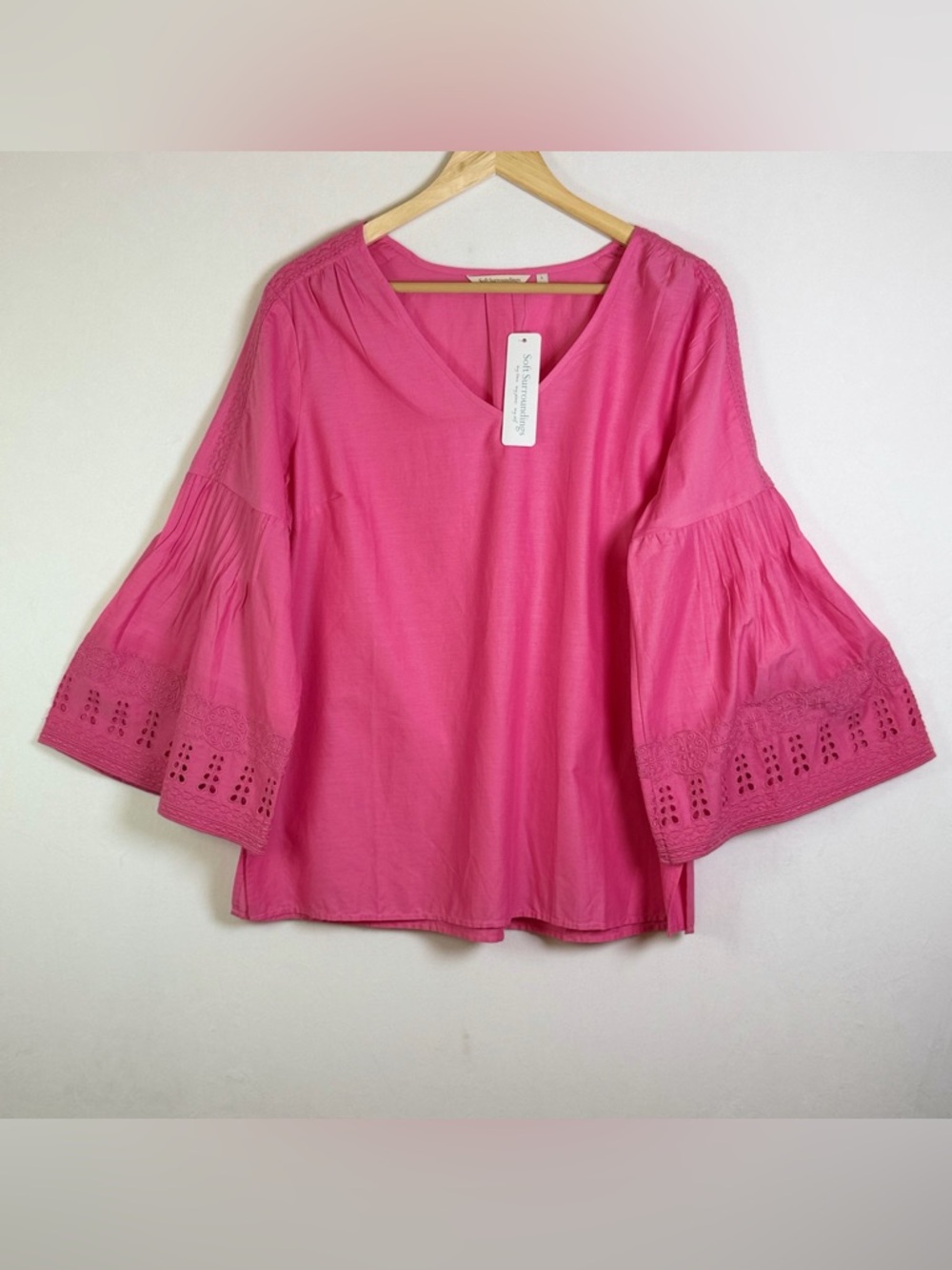 Soft Surroundings Women’s Pink Boho Top Sz L Eyelet Bell Sleeve Cottagecore - Picture 2 of 11